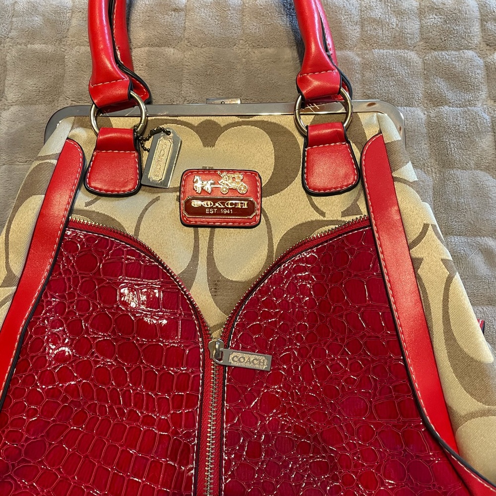Coach shoulder bag